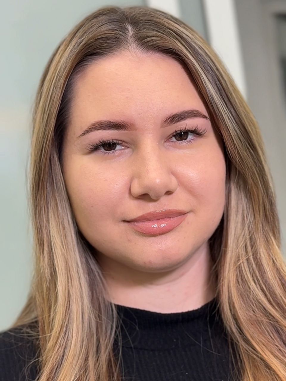 Laminare sprancene, vopsire si corectie made by Roxana Boerean - from Stailer