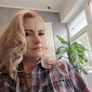 Eniko Tolvai Szabo Eniko Tolvai Szabo