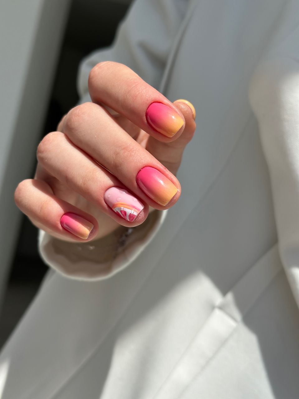 Intretinere unghii cu gel made by Alina  Constantin - from Stailer