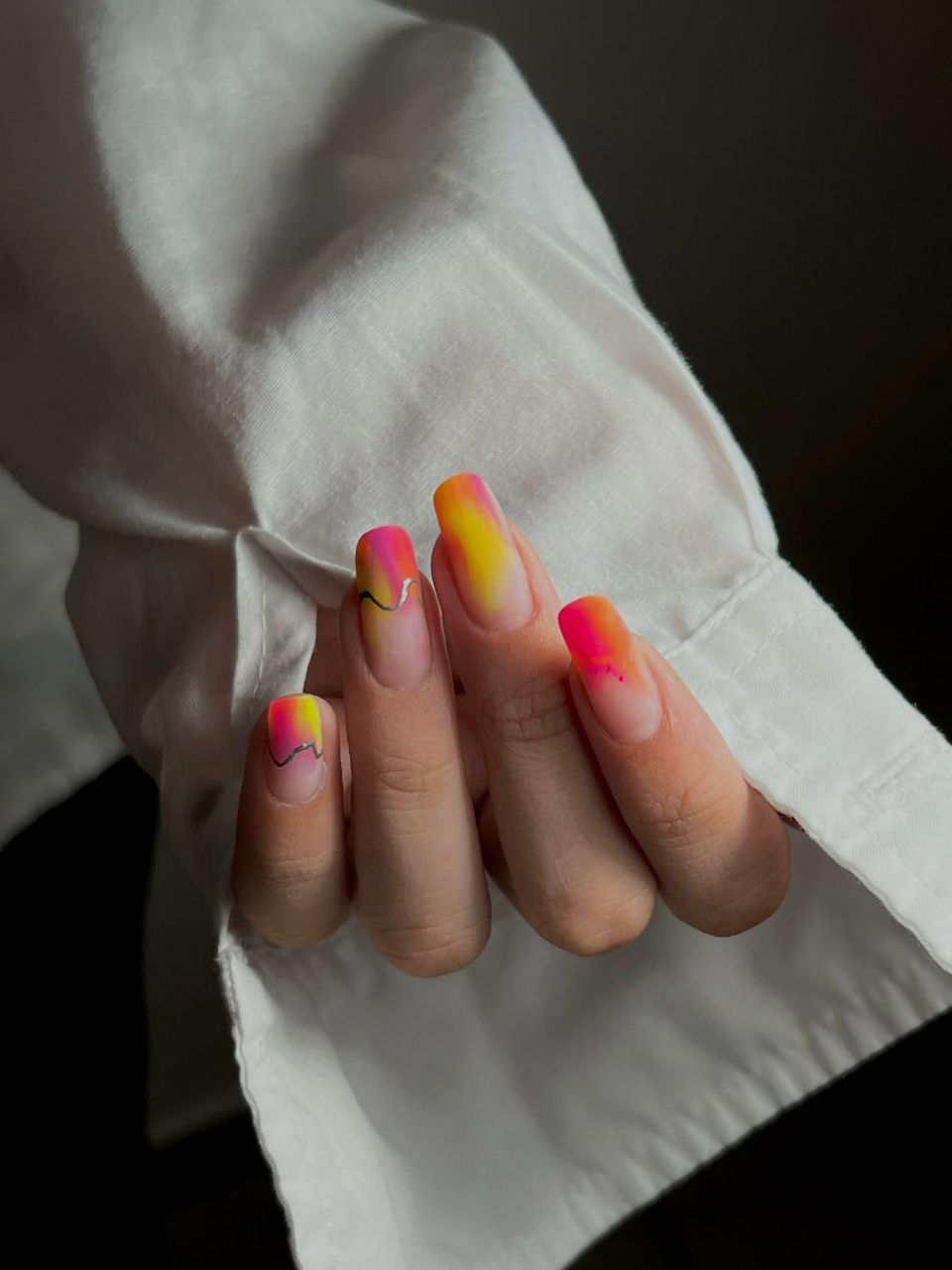 Manichiura Slim made by Noemi Derzsi - from Stailer