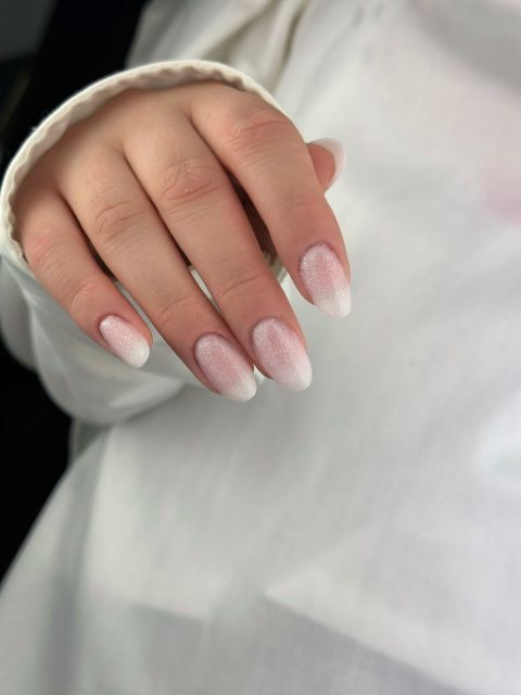 Manichiura constructie unghii cu gel - Slim made by Loredana Bagyinka - from Stailer