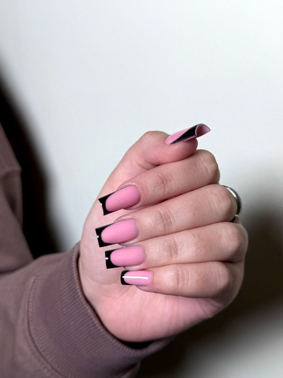 Intretinere unghii cu gel - marimea 1-3 made by Maria Bădici - from Stailer Intretinere unghii cu gel - marimea 1-3 made by Maria Bădici - from Stailer