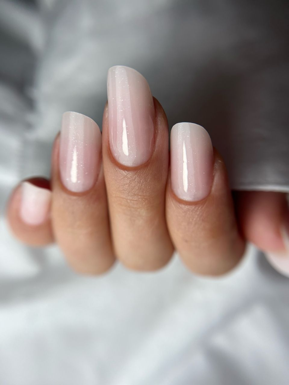 Manichiura constructie unghii cu gel made by Aurora M - from Stailer