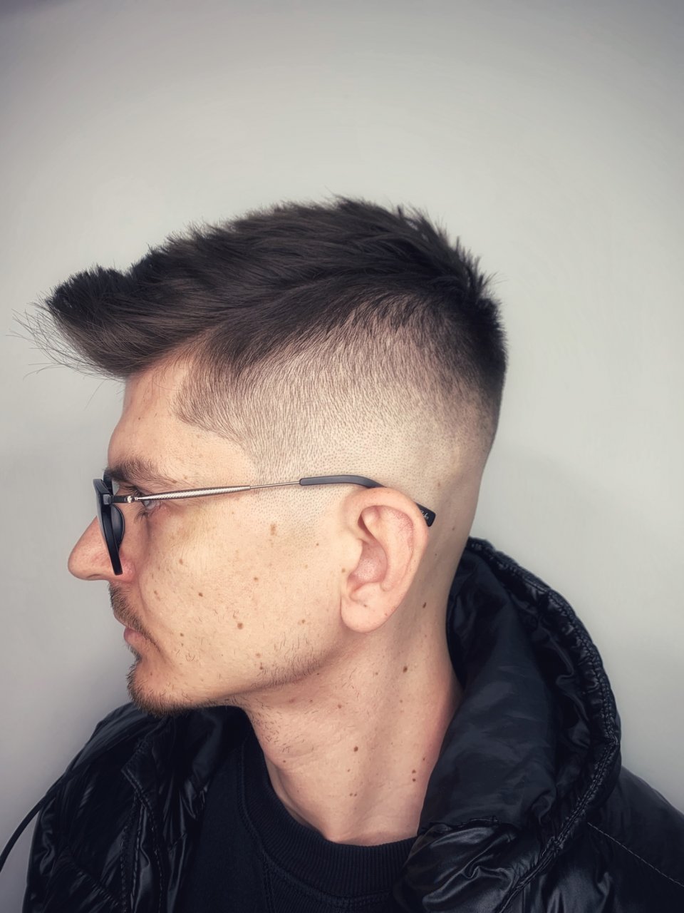 Tuns skin fade made by Octavian Poenari - from Stailer