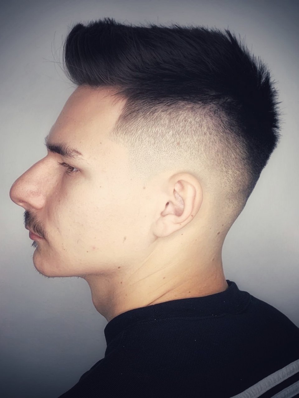 Tuns skin fade made by Octavian Poenari - from Stailer