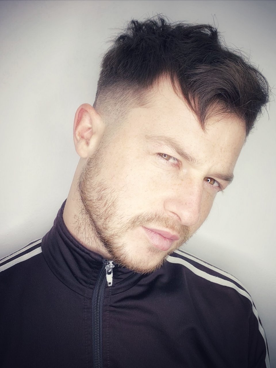 Tuns skin fade made by Octavian Poenari - from Stailer