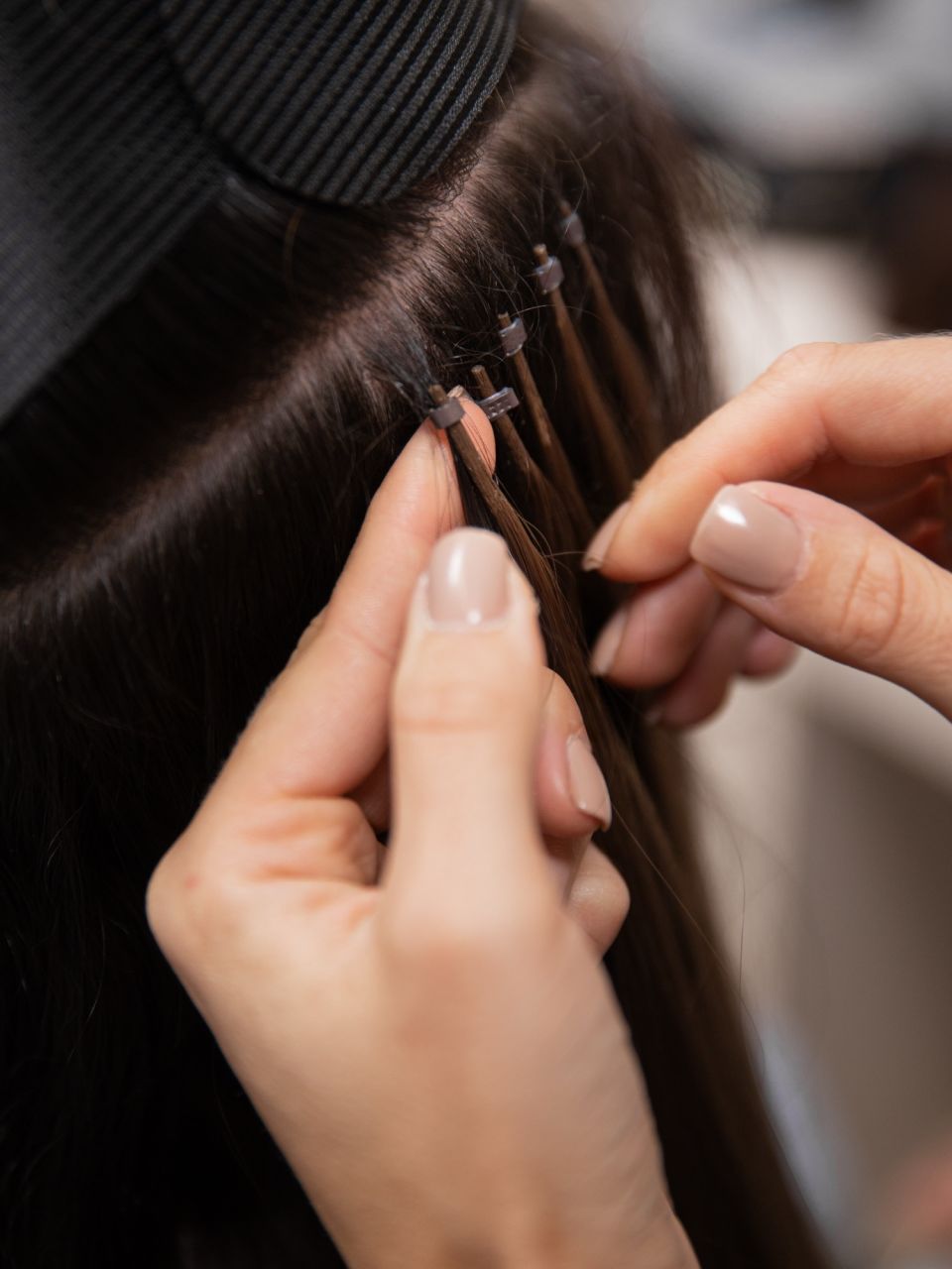 Extensii de par – aplicare si vanzare  made by Andreea Tanasie - from Stailer