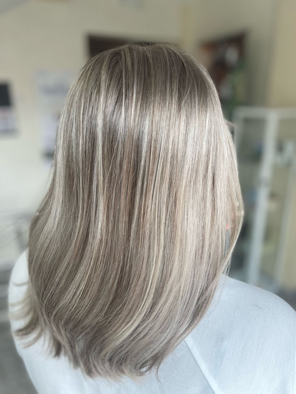 Manopera balayage  made by Mihaela Gabriela  - from Stailer
