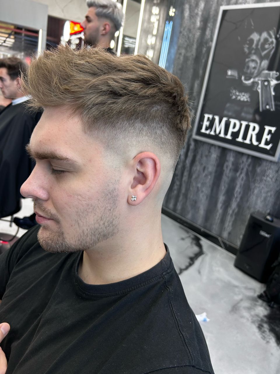 Pachet tuns skin fade made by Beniamin Gemanaru - from Stailer