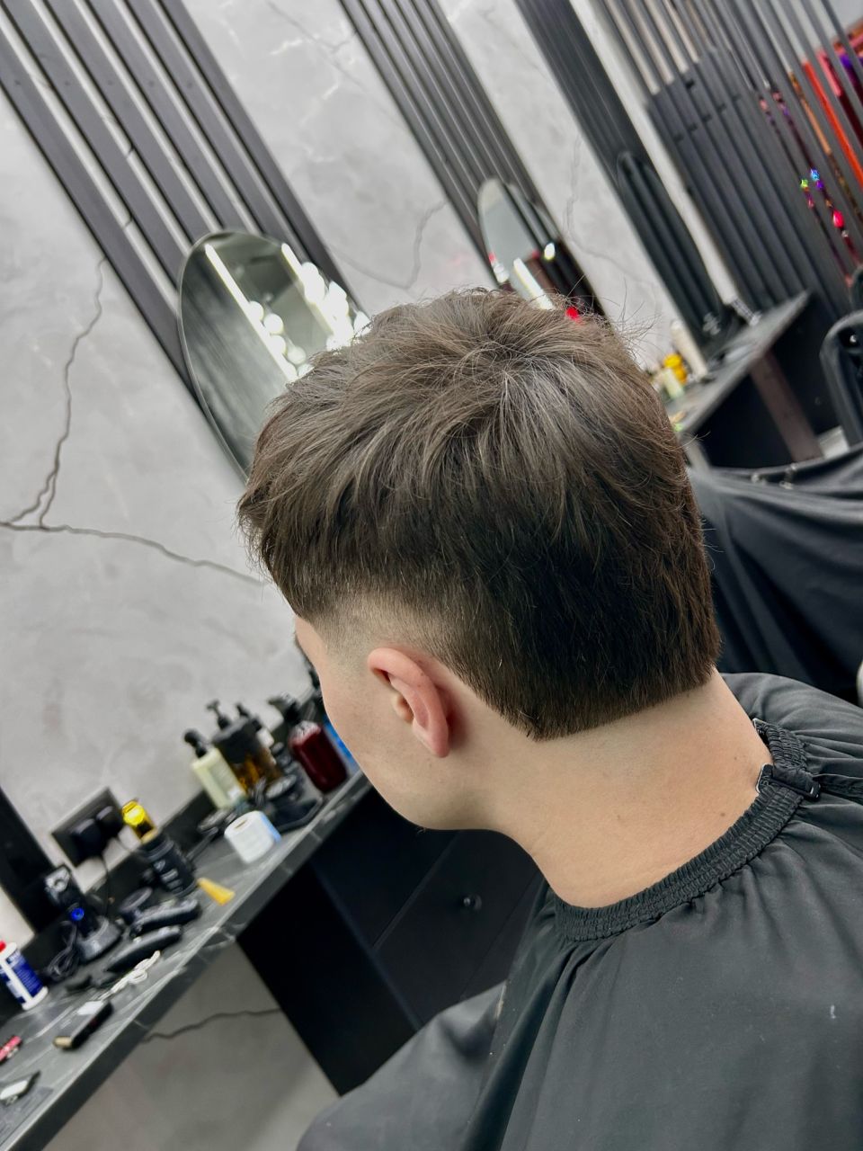 Tuns skin fade si spalat made by Beniamin Gemanaru - from Stailer