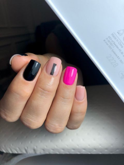 Pedichiura cu oja semipermanenta made by Roxana P - from Stailer