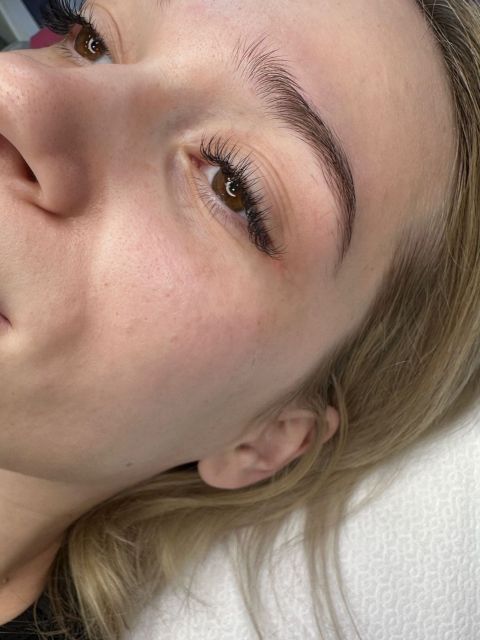 Eyelash Extensions - 1D Application made by Simona G - from Stailer