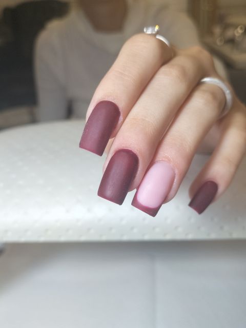 Intretinere unghii cu gel made by Cristina  Tina Stancu  - from Stailer