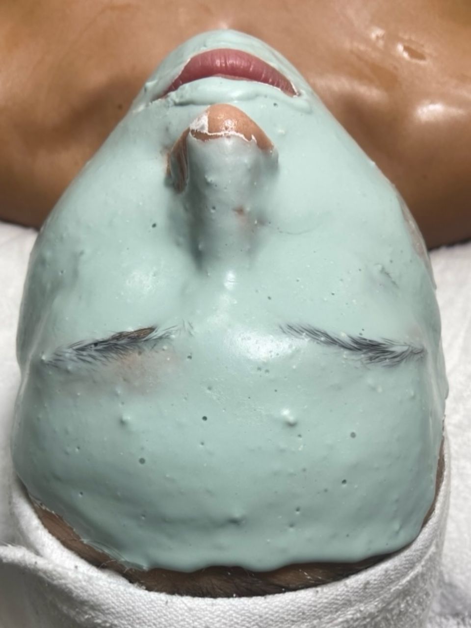 Tratament facial - lift intens peeling cu masaj facial made by Lidia Zaporojan - from Stailer