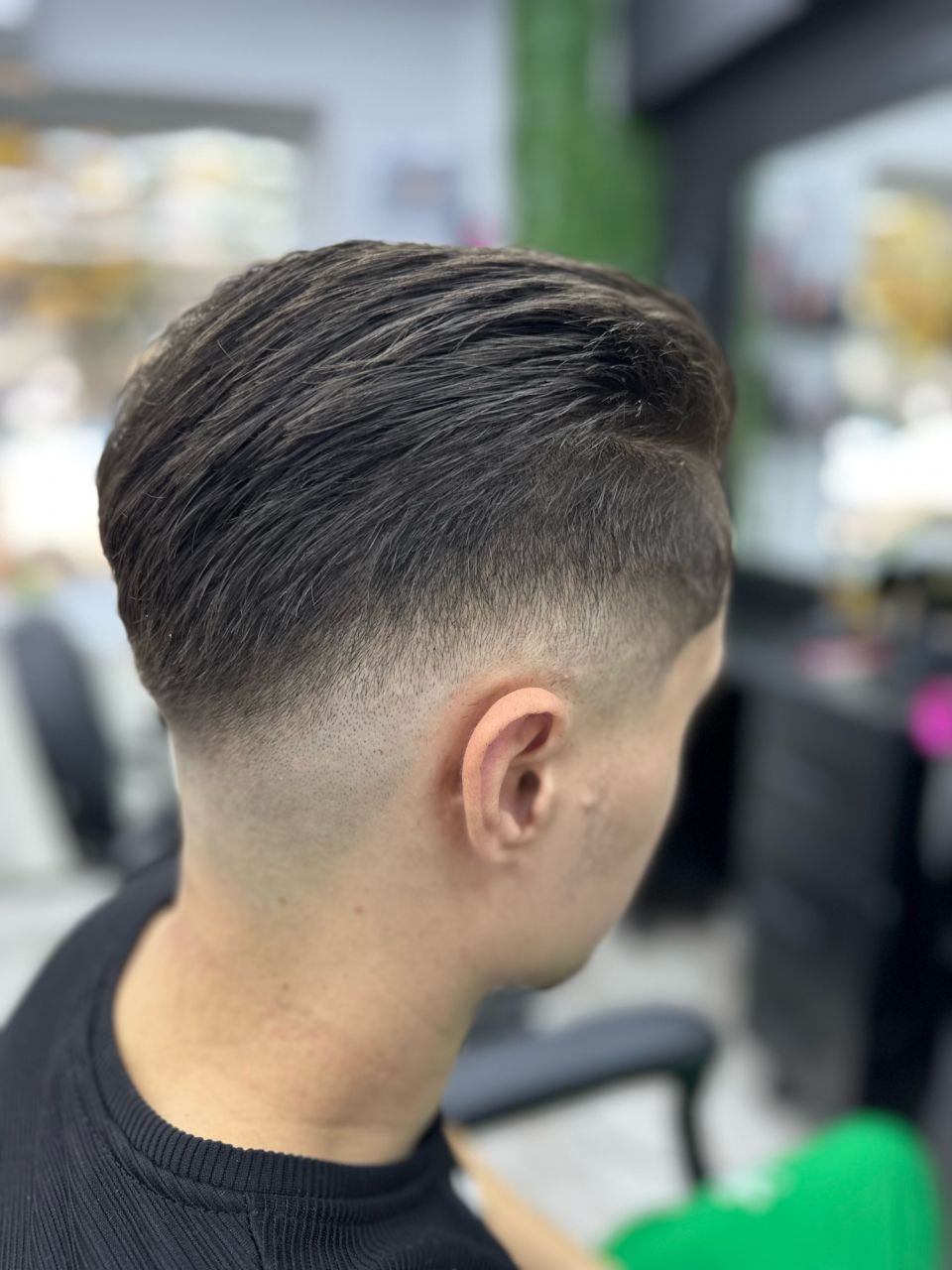 Tuns skin fade made by Gafi Vlad - from Stailer