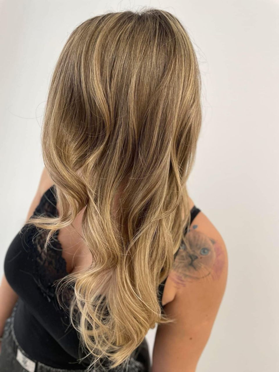 Balayage cu decolorare - par lung made by Andra Andra  - from Stailer