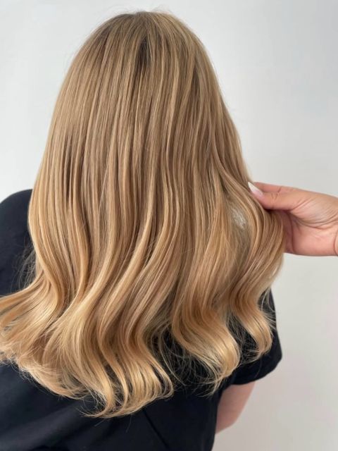 Balayage cu decolorare - par lung made by Andra Andra  - from Stailer