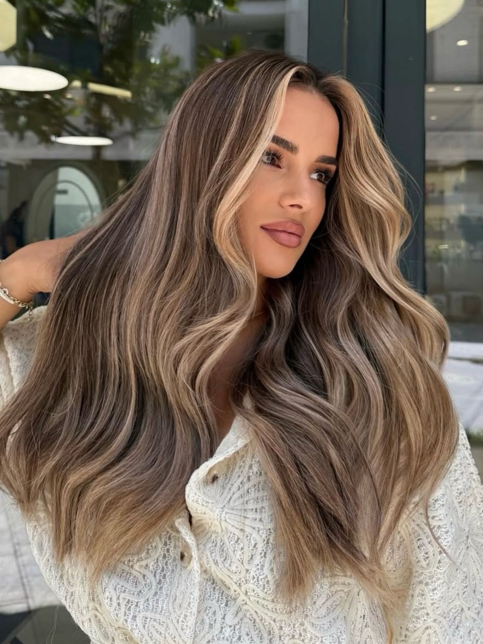 Balayage cu decolorare - par lung made by Andra Andra  - from Stailer