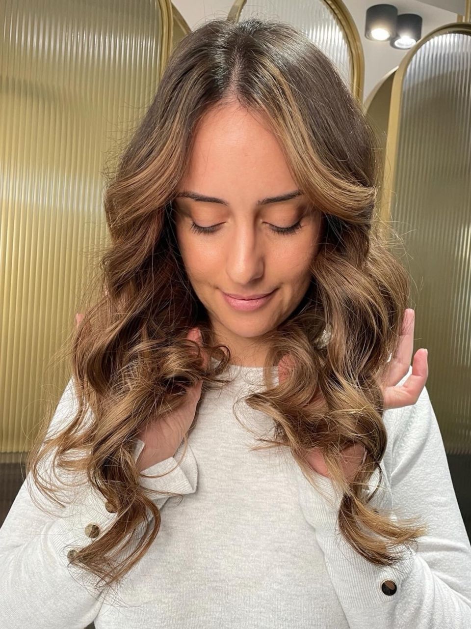 Balayage partial  made by Andra Andra  - from Stailer