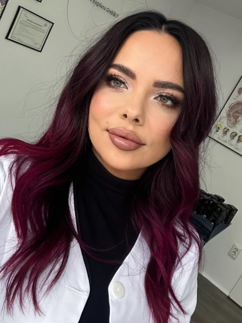 Machiaj evenimente cu gene made by Andreea Luca - from Stailer