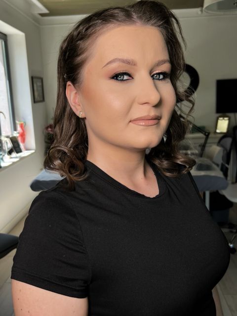 Pachet - coafura si machiaj