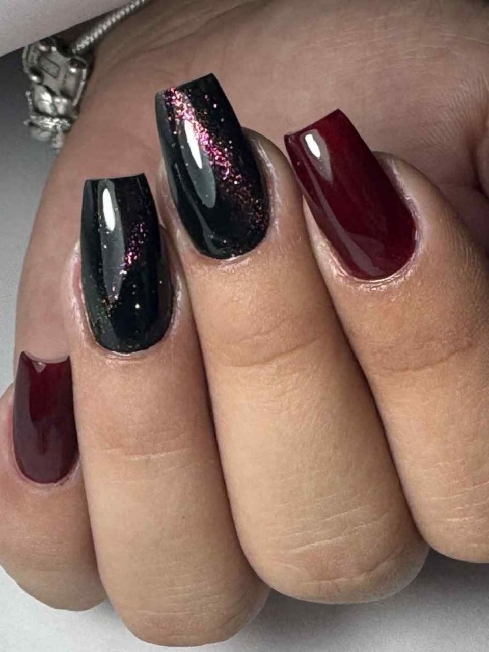 Intretinere unghii cu gel made by Laura Stan - from Stailer