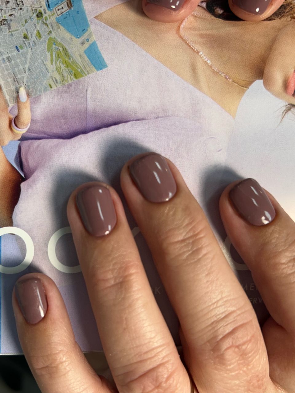 Manichiura cu oja semipermanenta made by Alexandra Muntean - from Stailer Manichiura cu oja semipermanenta made by Alexandra Muntean - from Stailer