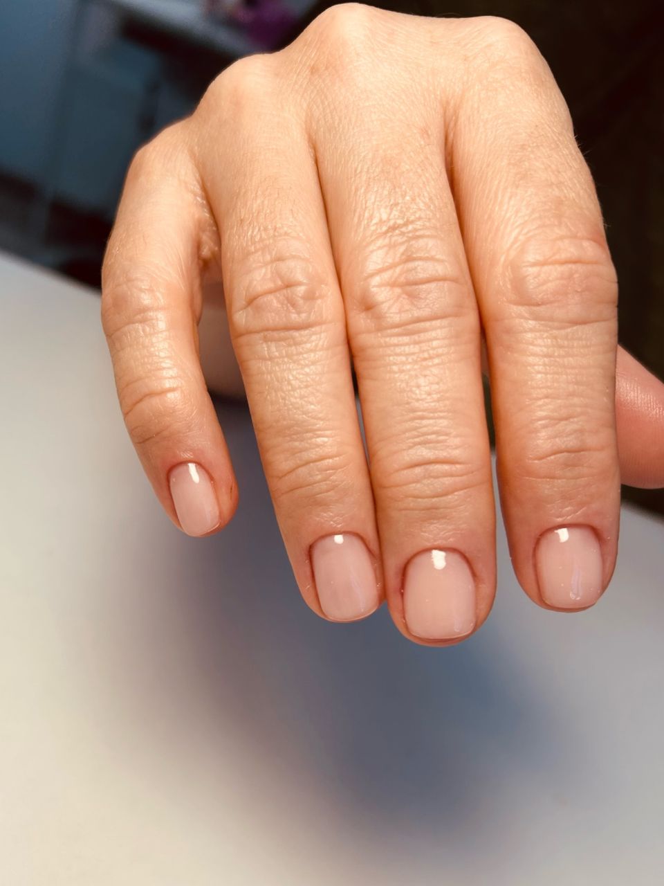 Manichiura cu oja semipermanenta made by Alexandra Muntean - from Stailer Manichiura cu oja semipermanenta made by Alexandra Muntean - from Stailer