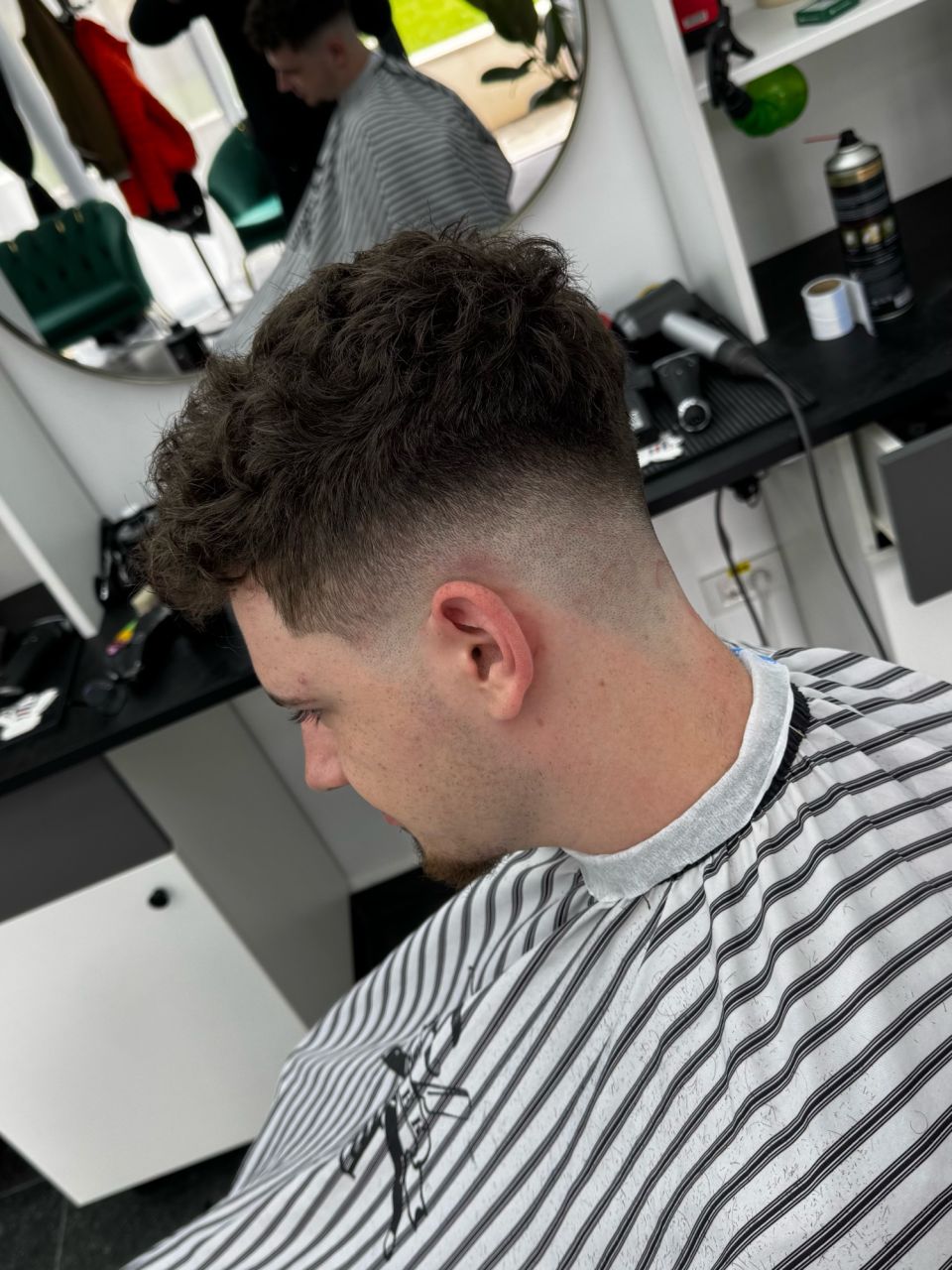 Tuns skin fade made by Victor Mihai Fronea - from Stailer