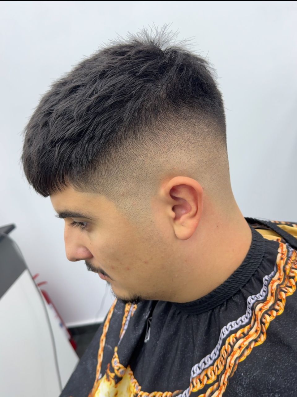 Tuns Skin fade si tuns barba made by Victor Mihai Fronea - from Stailer Tuns Skin fade si tuns barba made by Victor Mihai Fronea - from Stailer