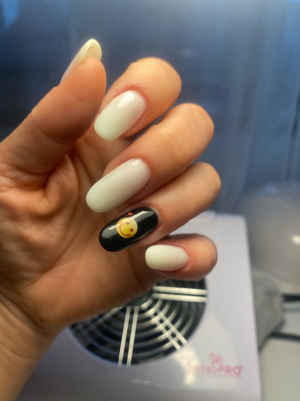 Intretinere unghii cu gel made by Maria Hadade - from Stailer
