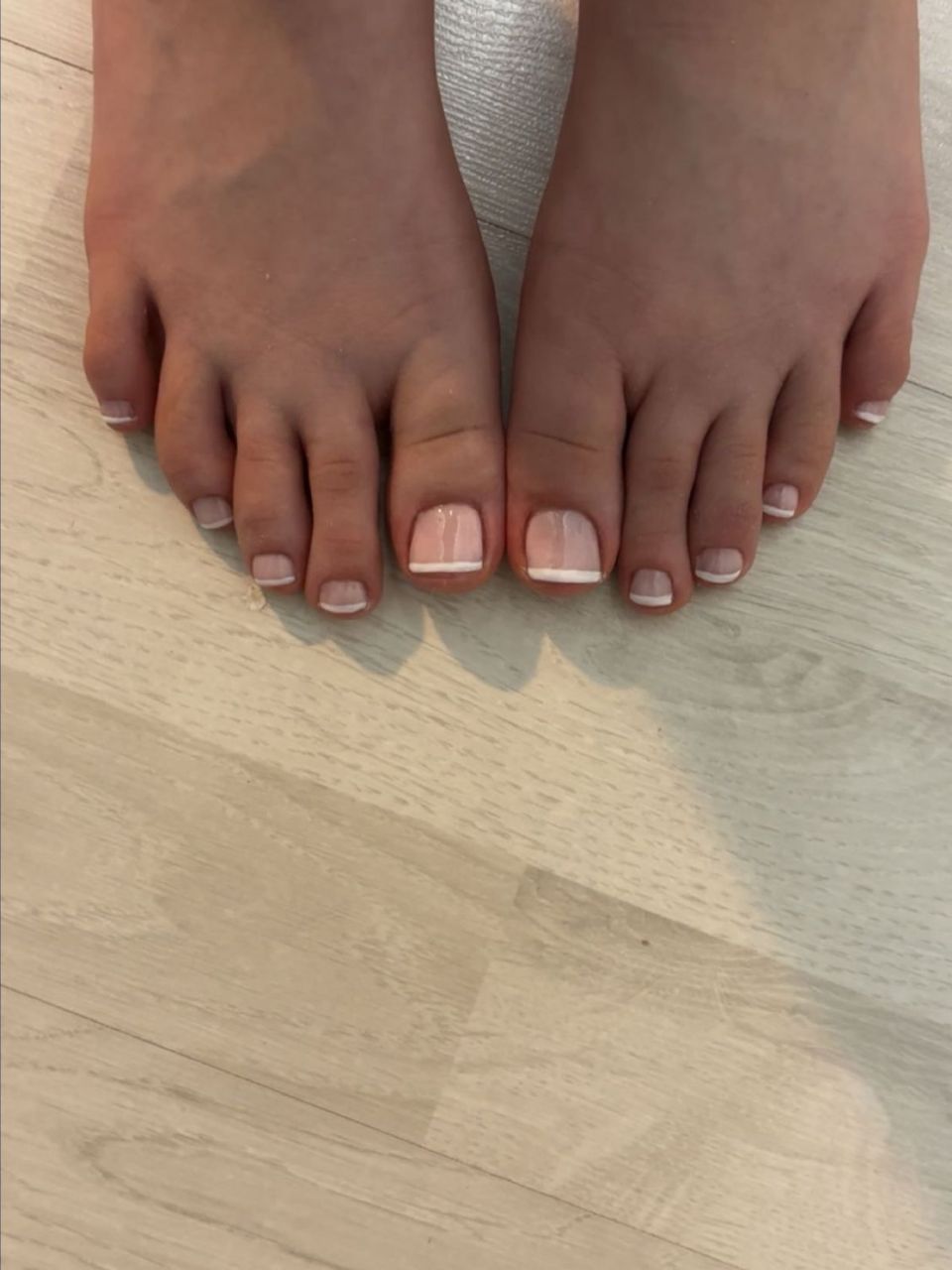 Pedichiura uscata cu gel made by Maria Hadade - from Stailer