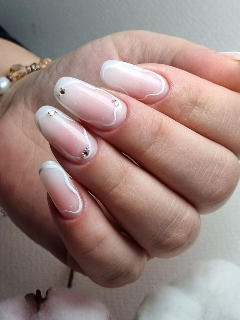 Manichiura constructie unghii cu gel made by Cristina   - from Stailer