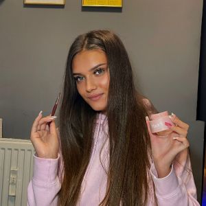 Gabriela Cristea Gabriela Cristea