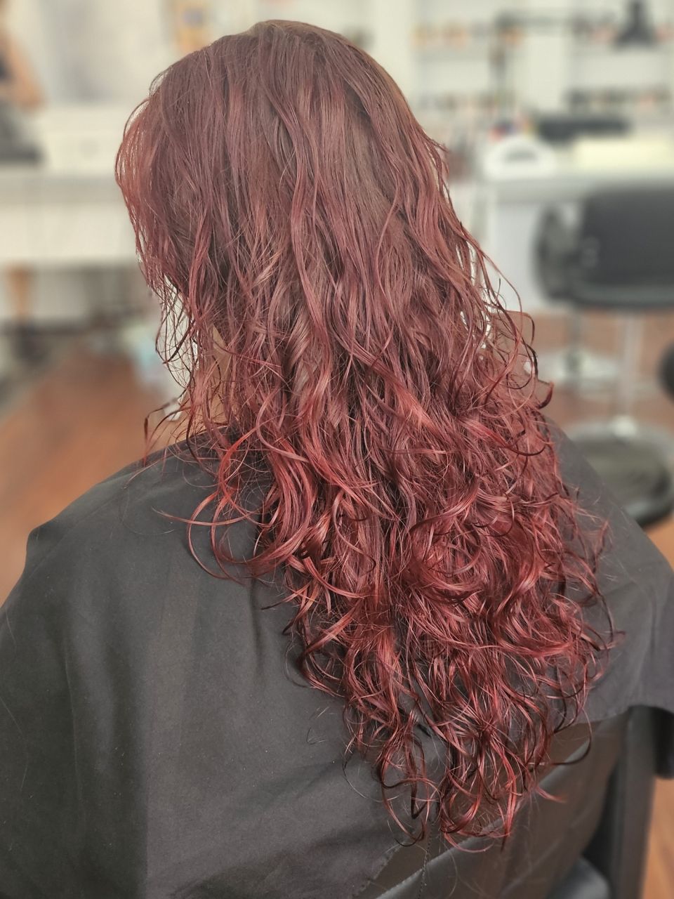 Tuns schimbare de look made by Greti Gantner - from Stailer