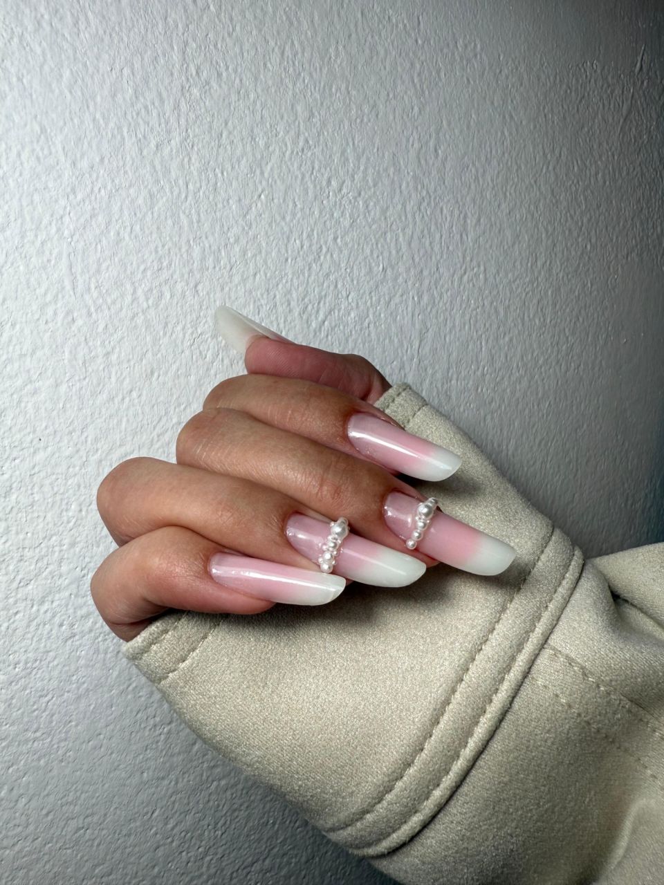 Manichiura constructie unghii gel - slim made by Georgiana Jucan - from Stailer