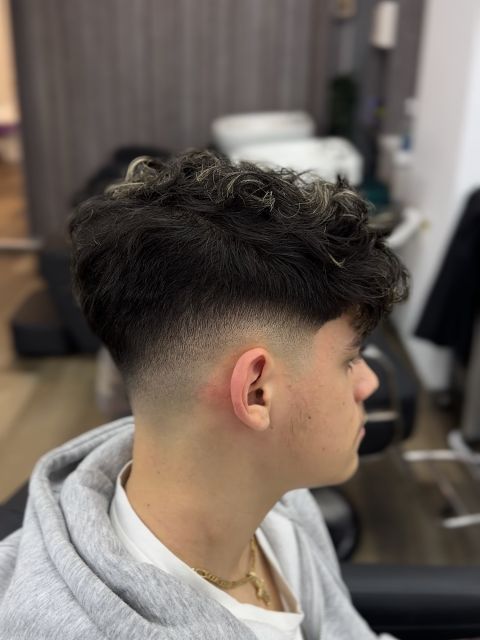 Tuns skin fade made by BOGDAN  N JOY Studio - from Stailer