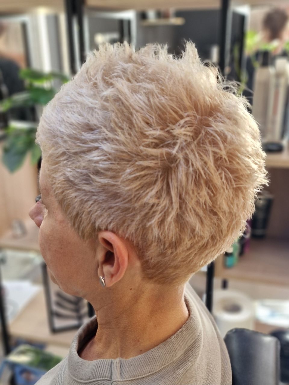 Tuns - par scurt made by Mihaela Pricop - from Stailer