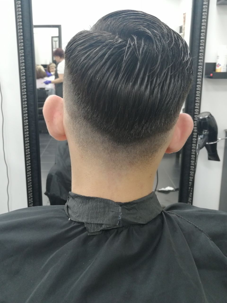 Tuns skin fade made by Alexandru D - from Stailer
