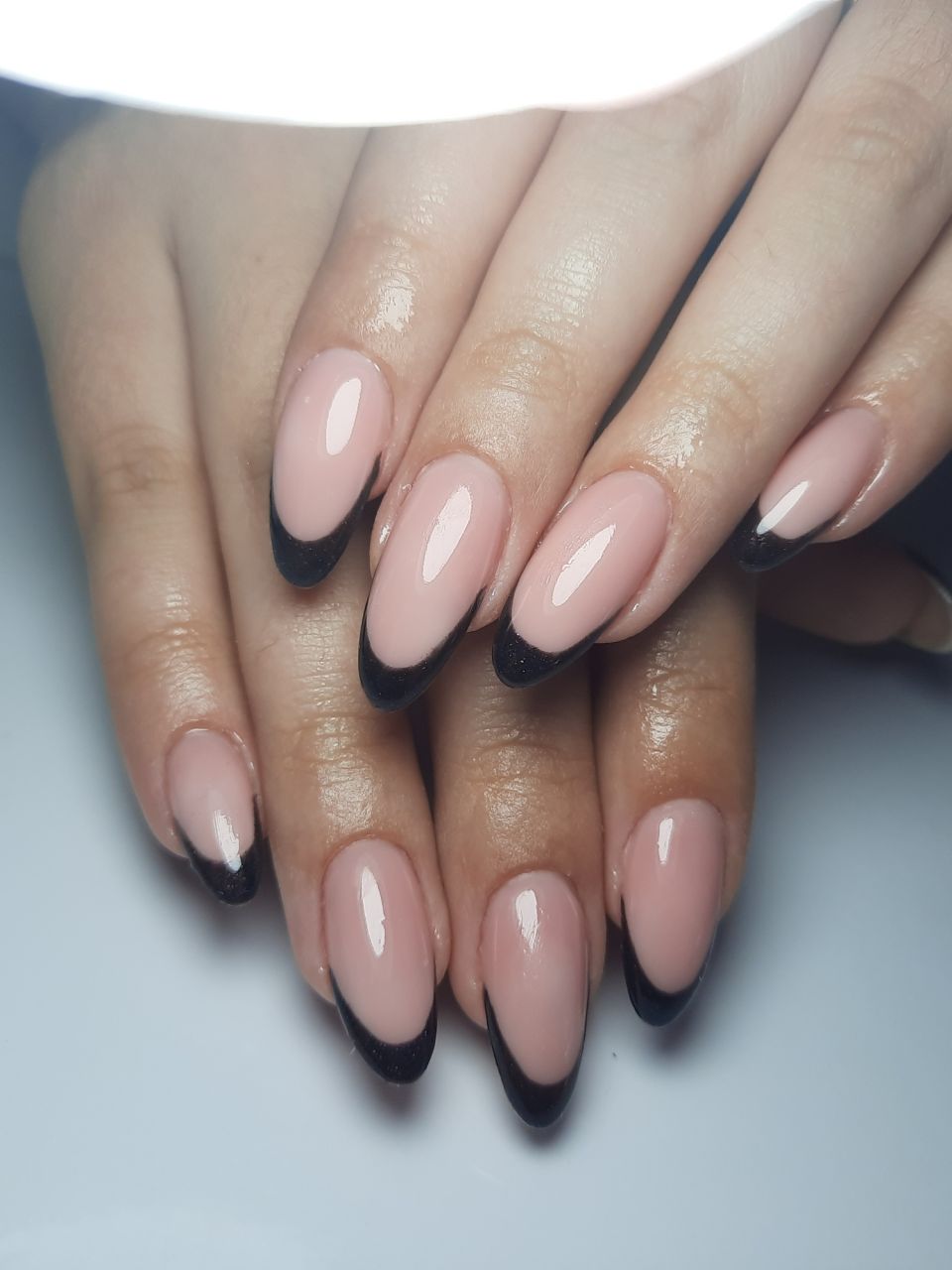 Intretinere unghii cu gel - aplicate in alt salon made by Loredana Nicoleta  - from Stailer
