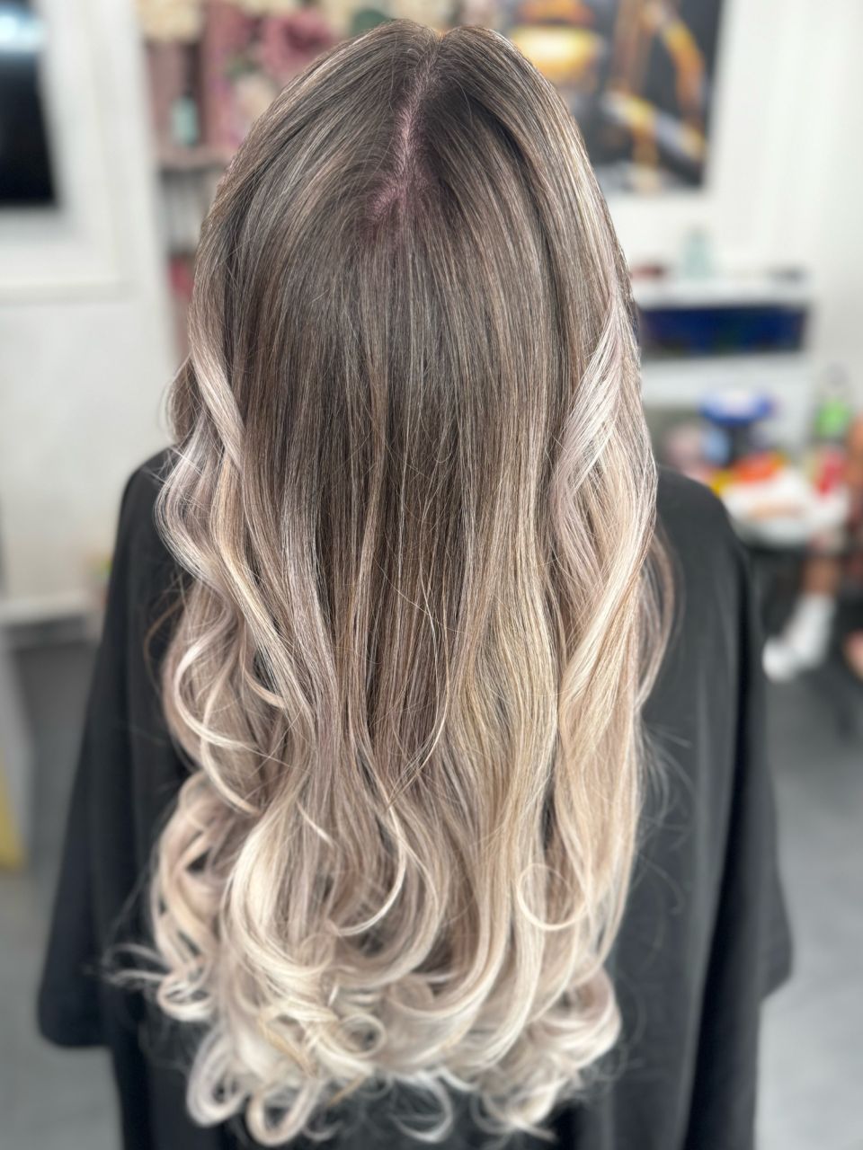 Balayage tehnica Mounir - par lung 45-60 cm made by Florin Rosca - from Stailer Balayage tehnica Mounir - par lung 45-60 cm made by Florin Rosca - from Stailer