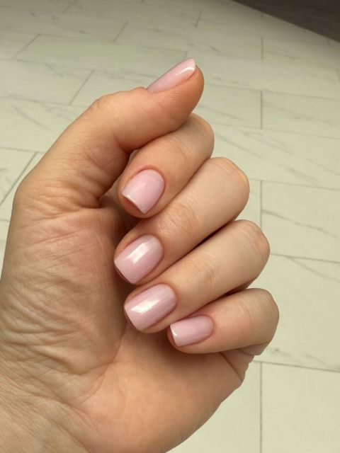 Intretinere unghii tehnice