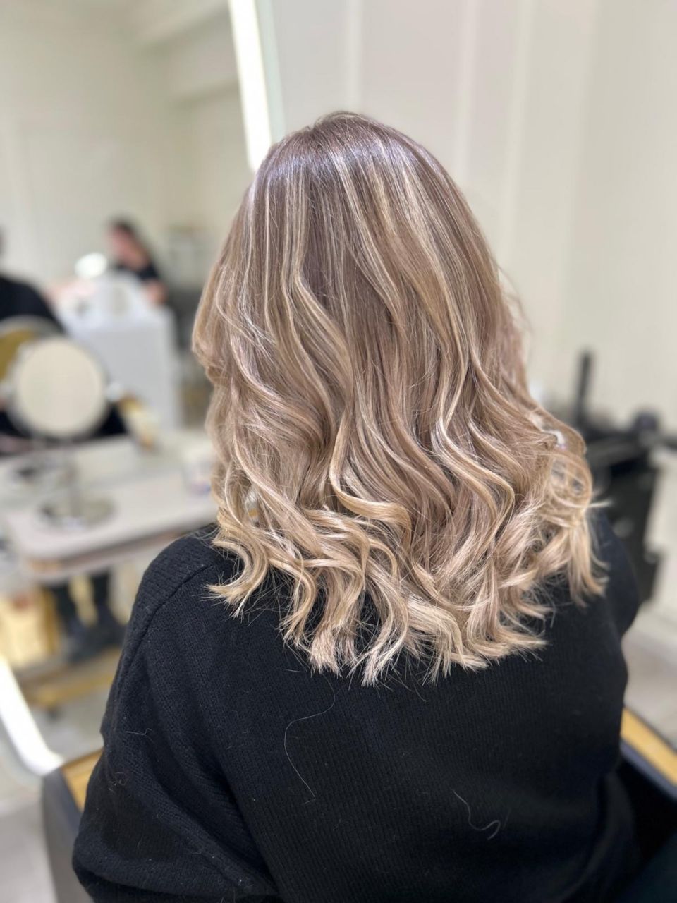 Balayage - par mediu made by Elena Ramona - from Stailer