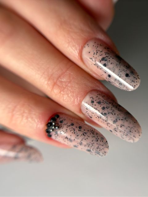 Intretinere unghii super slim made by Diana Iașcău - from Stailer