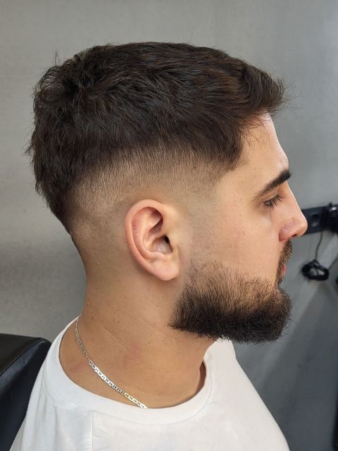 Tuns barbati si Aranjat barba made by Daniel Farago - from Stailer