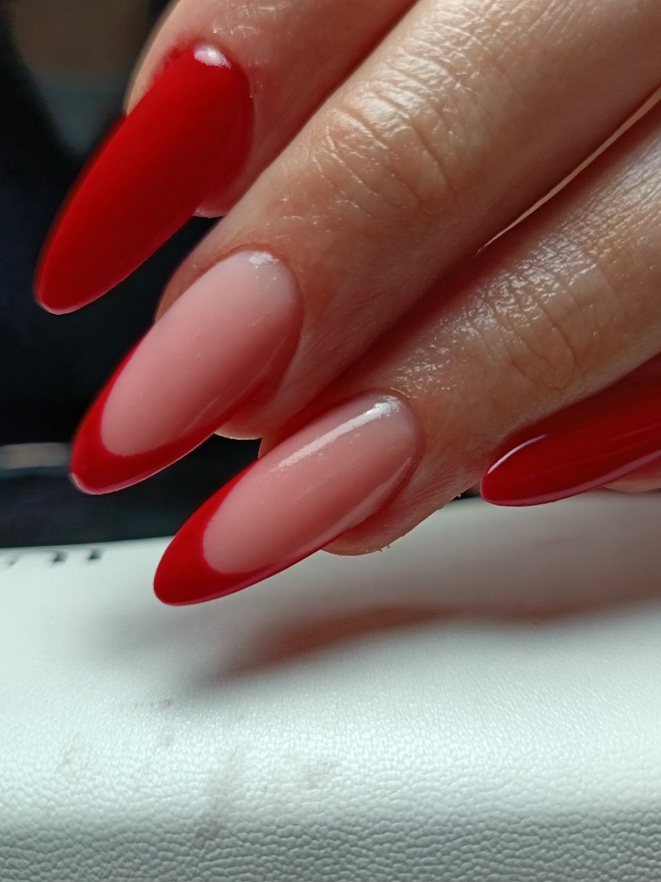 Manichiura constructie unghii cu gel made by Alina  Buraga  - from Stailer