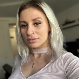 Elena Maria Andonie Elena Maria Andonie