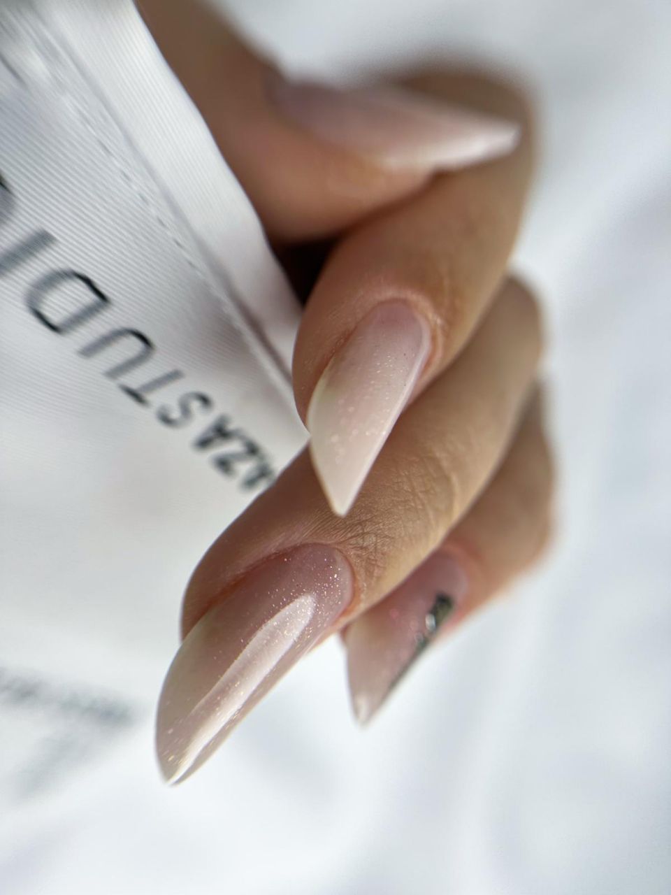 Manichiura Slim made by Sofia Fuleki - from Stailer