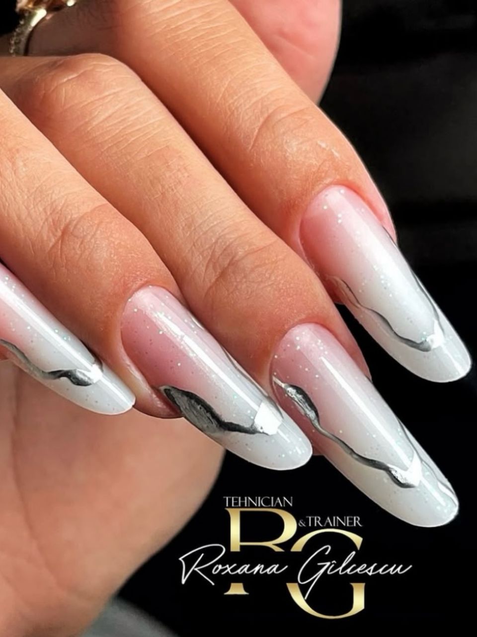 Constructie unghii cu gel - Slim made by Roxana Gilcescu - from Stailer Constructie unghii cu gel - Slim made by Roxana Gilcescu - from Stailer