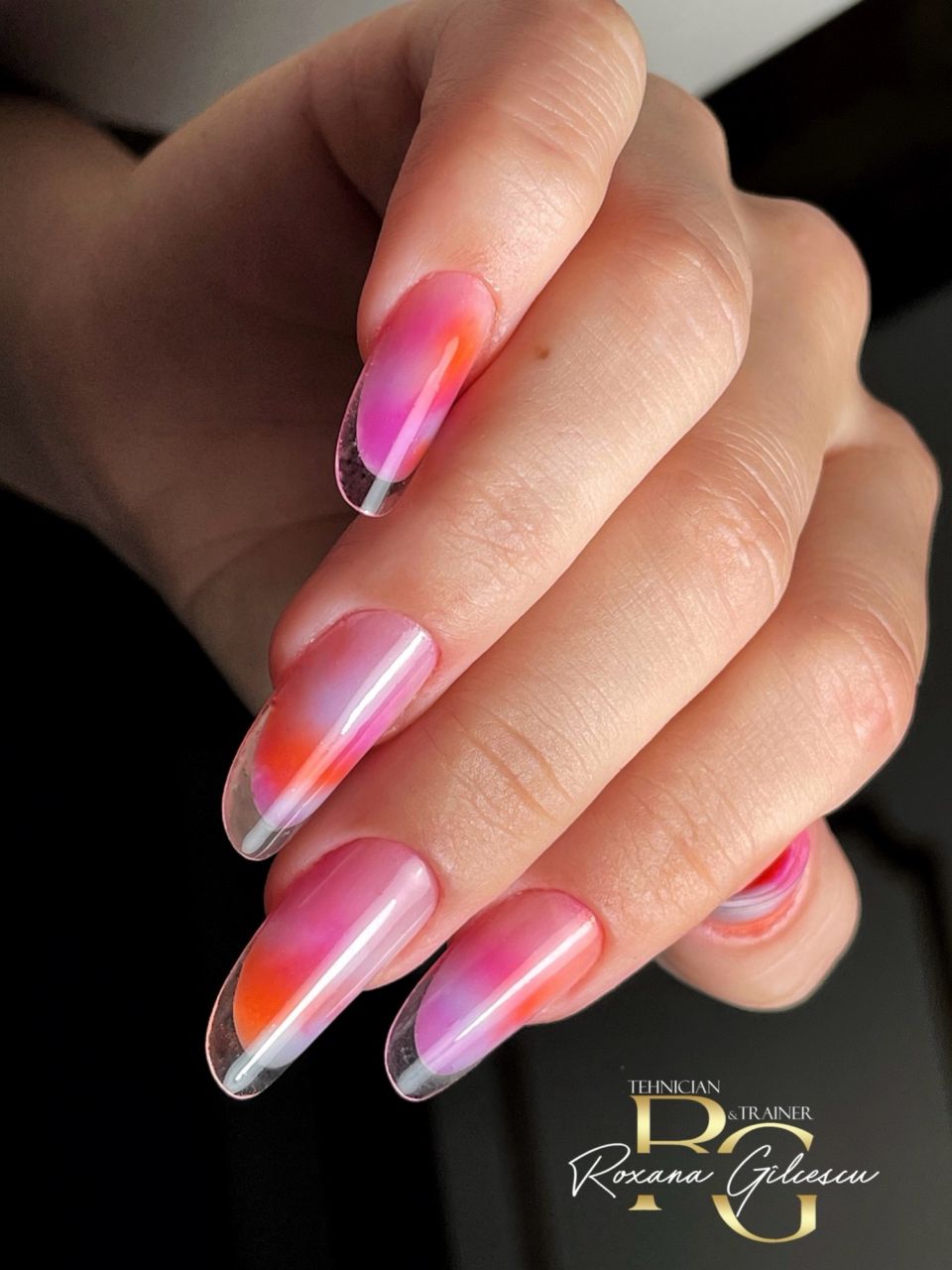 Constructie unghii cu gel - Slim made by Roxana Gilcescu - from Stailer Constructie unghii cu gel - Slim made by Roxana Gilcescu - from Stailer